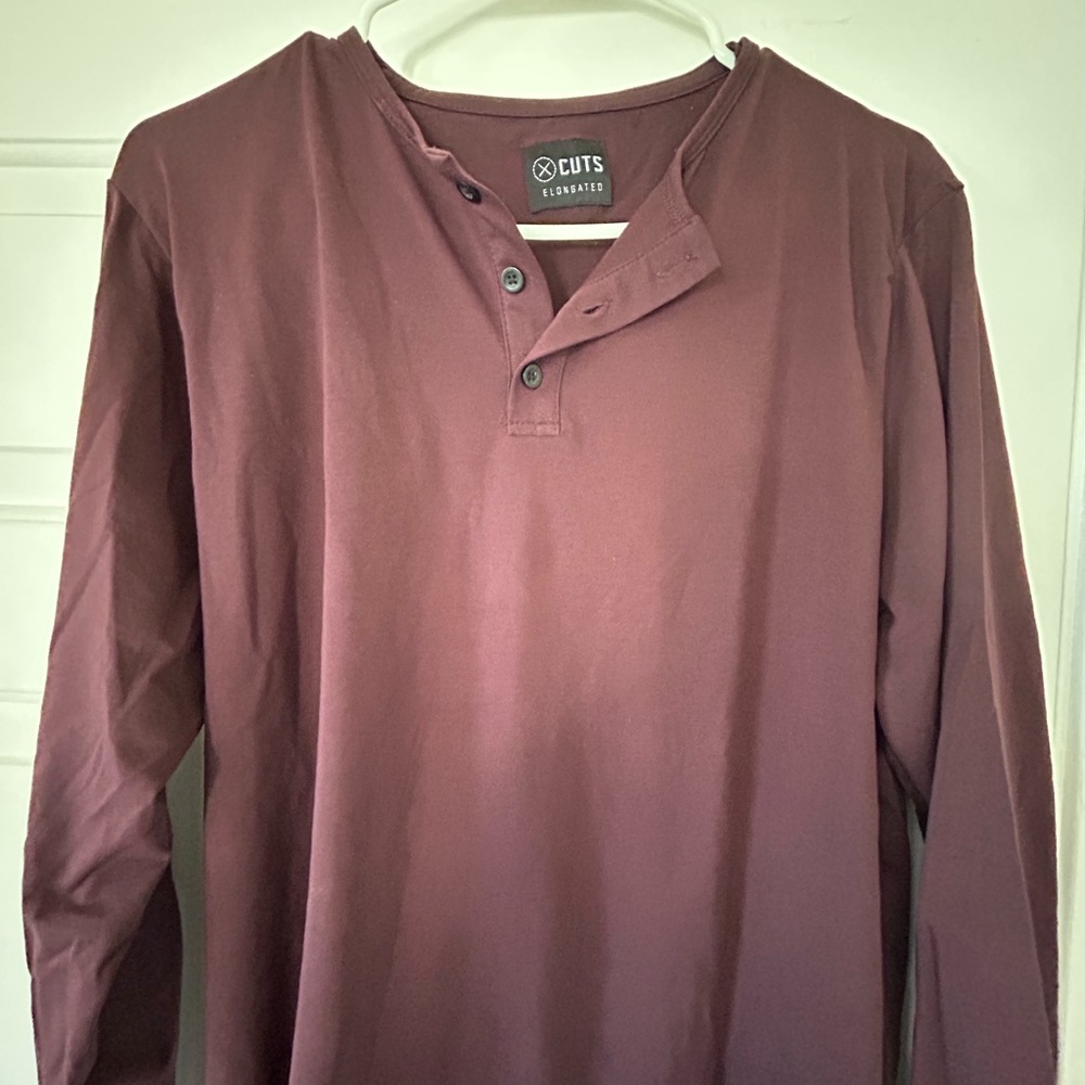 Cuts Clothing elongated Henley